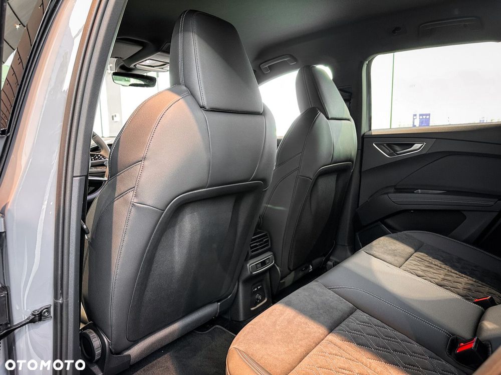 Audi Q4 e-tron - 34