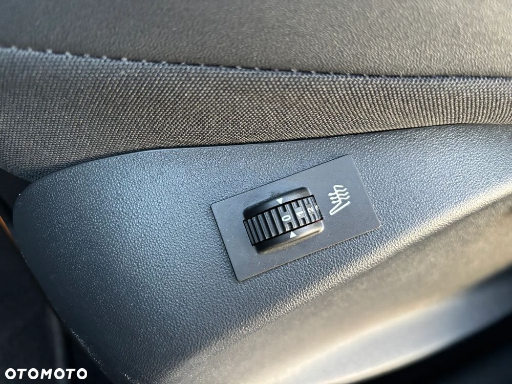 Peugeot 2008 1.6 BlueHDi Allure - 29