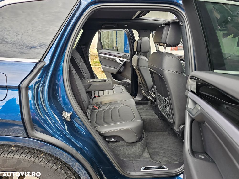 VOLKSWAGEN Touareg 2023 — imagine 29