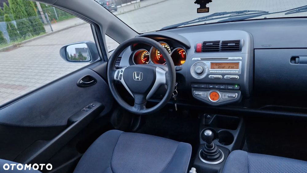 Honda Jazz 1.4 LS - 25