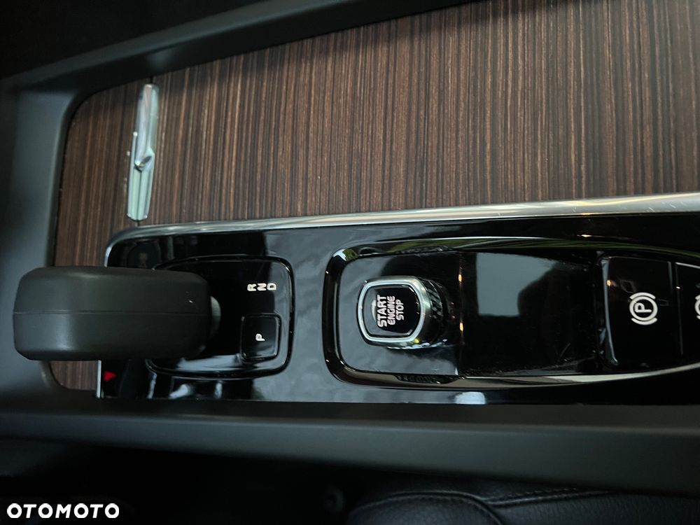 Volvo XC 60 B5 B Geartronic Momentum Pro - 31