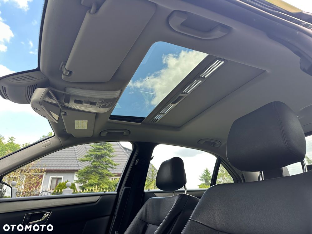 Mercedes-Benz Klasa E 250 CDI DPF BlueEFFICIENCY Automatik Avantgarde - 17