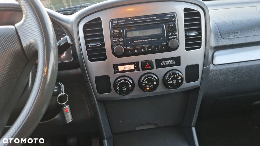 Suzuki Grand Vitara 2.0 TD Comfort - 14