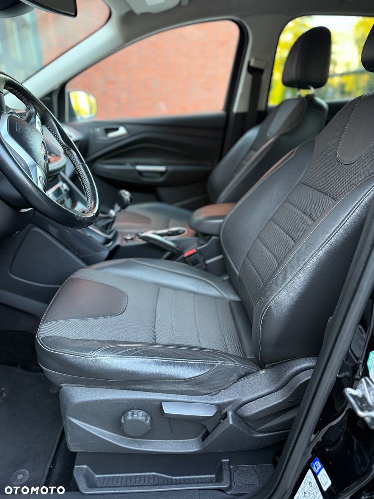 Ford Kuga 2.0 TDCi 4x4 Individual - 25