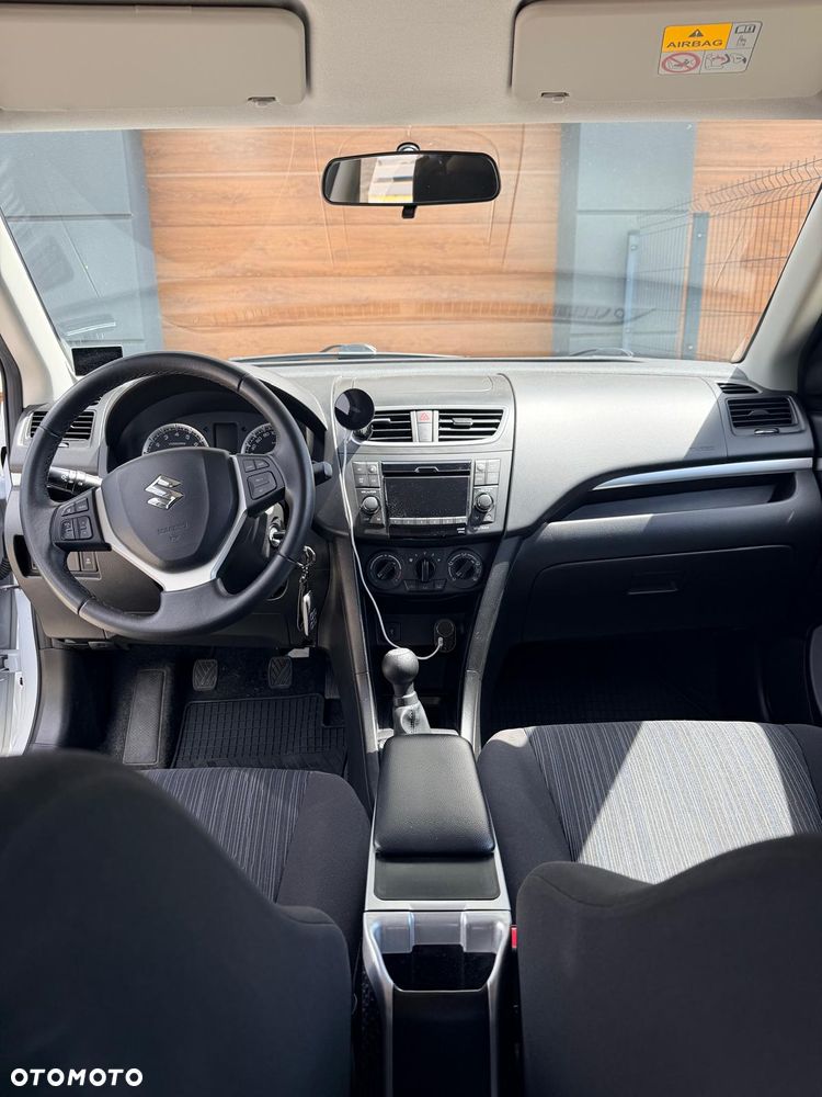Suzuki Swift - 17