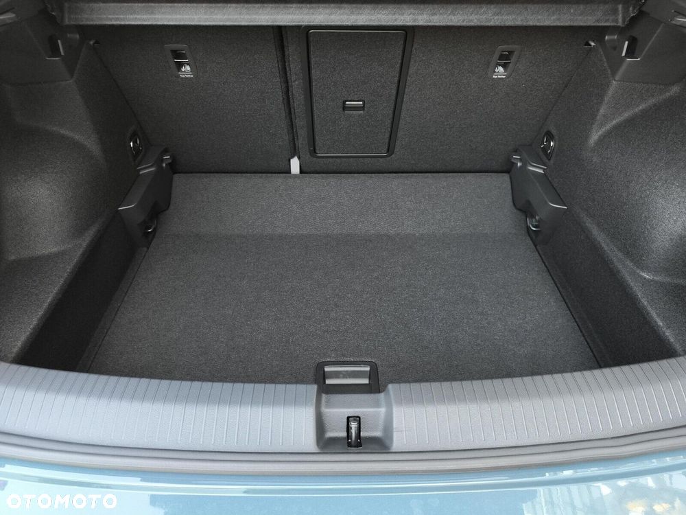 Volkswagen T-Roc - 17