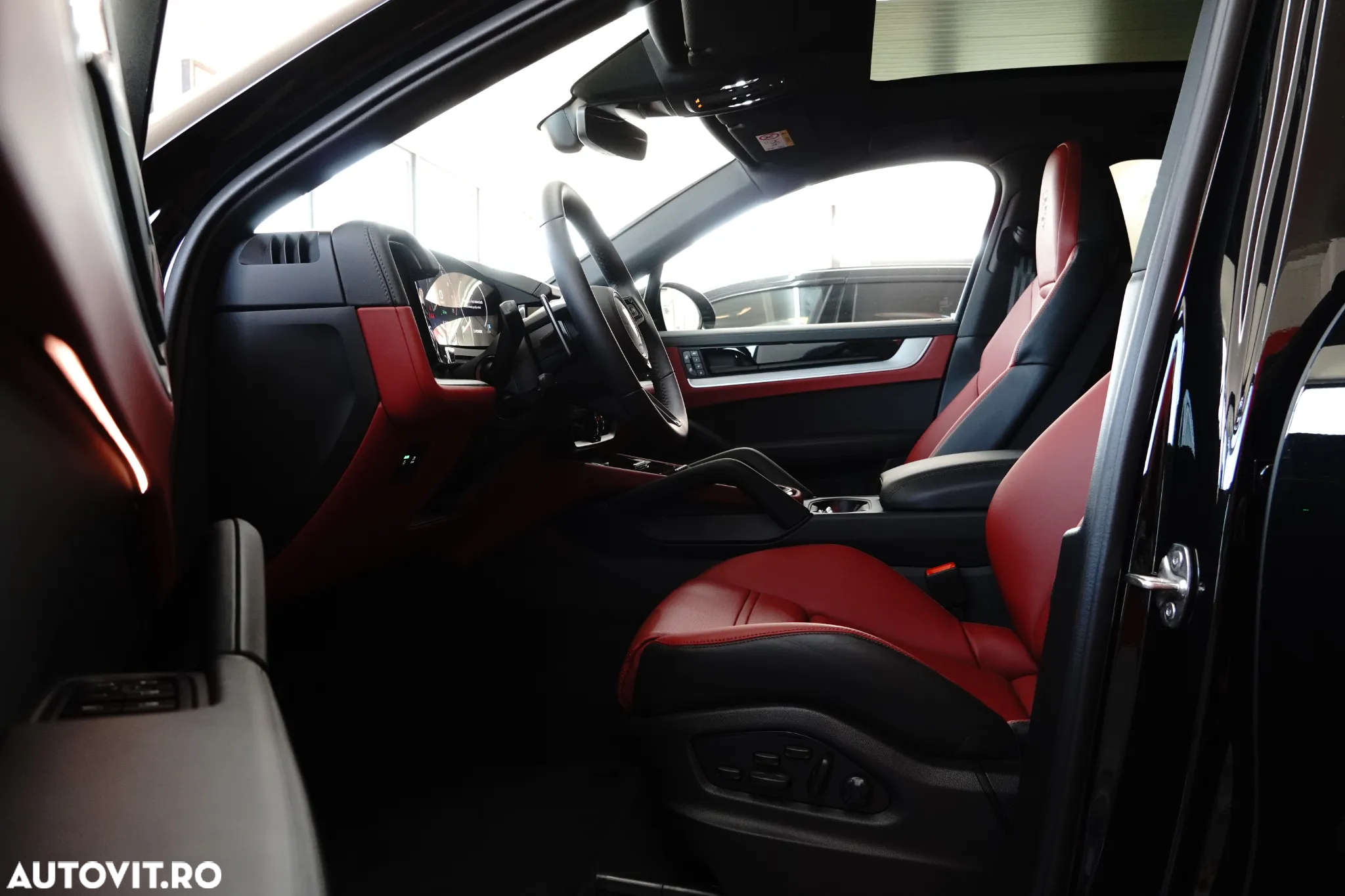 Porsche Cayenne - 12