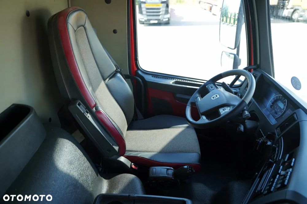 Volvo FMX 460 / 8x4 / WYWROTKA TYLNOZSYPOWA / HYDROKLAPA / I-SHIFT / PLANDEKA ELEKTRYCZNA / EURO 6 / - 24