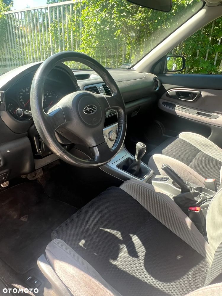 Subaru Impreza 2.0 RS - 9