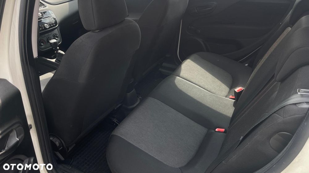 Fiat Punto 1.4 Easy S&S - 7