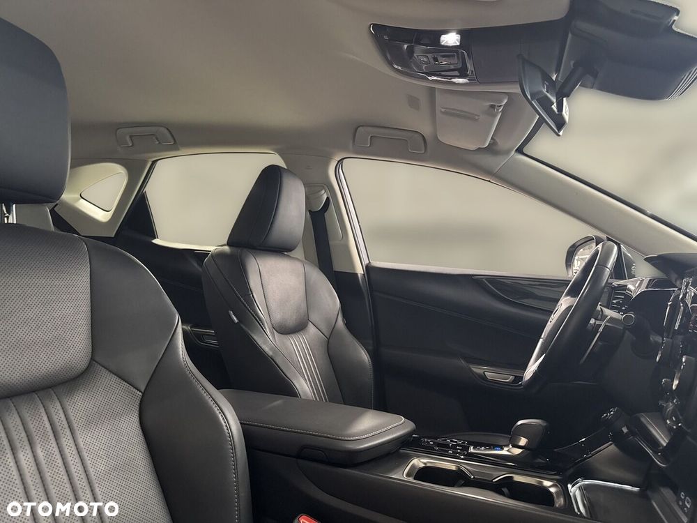 Lexus NX 350h Business AWD - 27