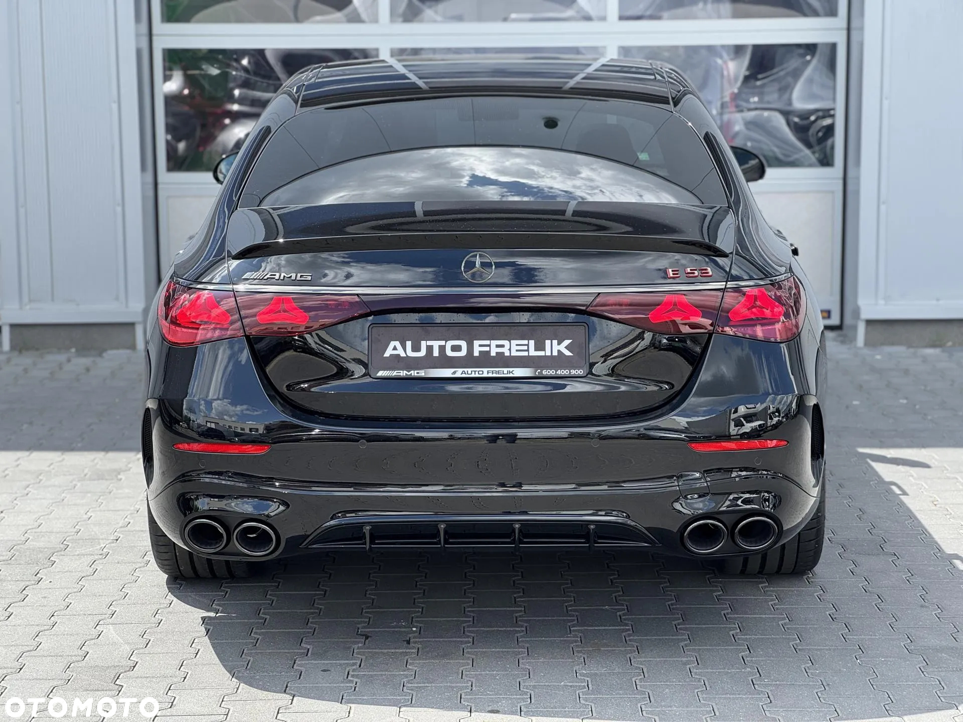 Mercedes-Benz Klasa E AMG 53 PHEV 4Matic+ 9G-Tronic TCT - 10
