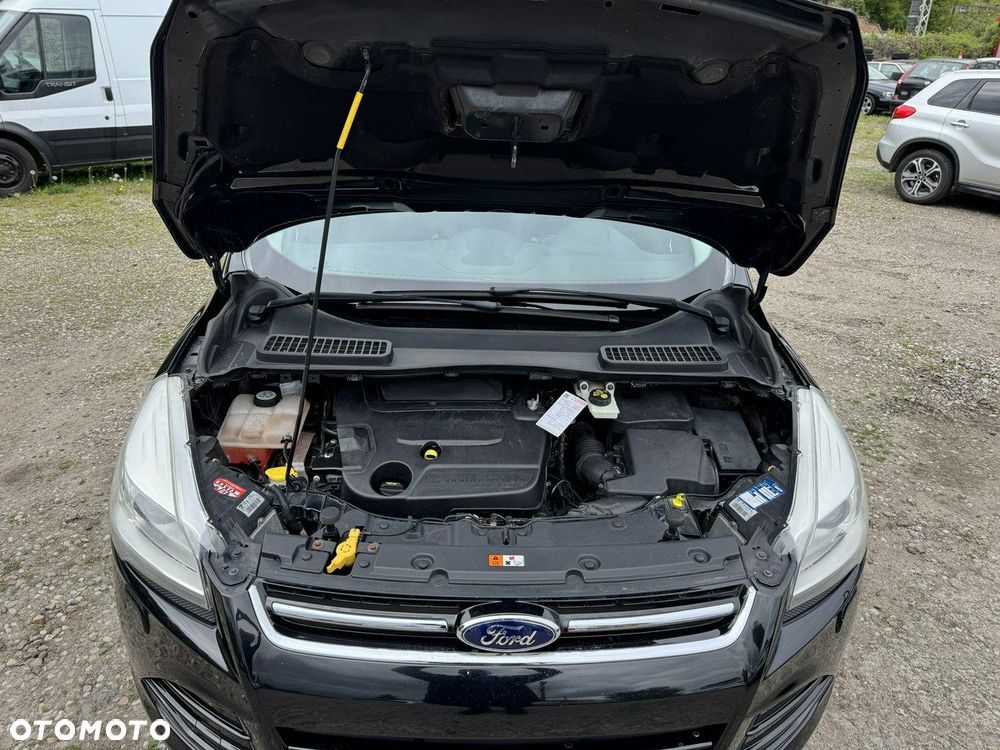 Ford Kuga - 10