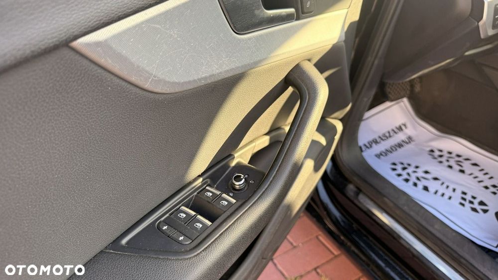 Audi A4 Limousine - 16