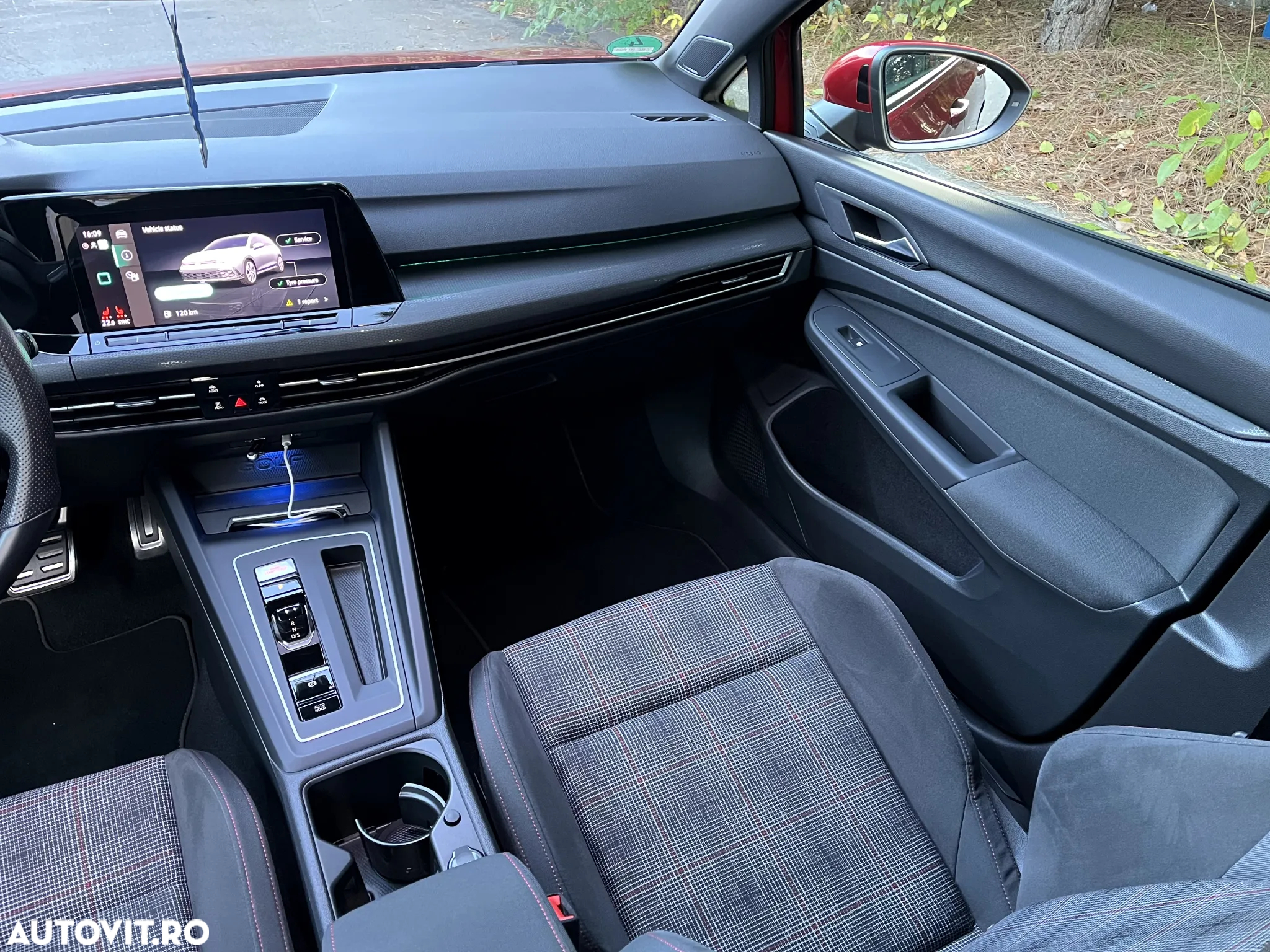 Volkswagen Golf 2.0 TSI DSG GTI - 16