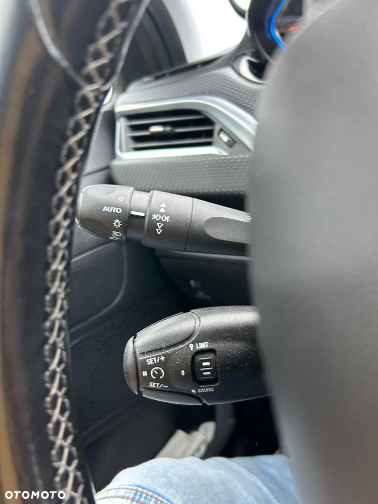 Peugeot 2008 PureTech 110 Stop&Start Crossway - 24