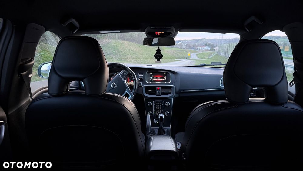 Volvo V40 D4 RDesign - 10
