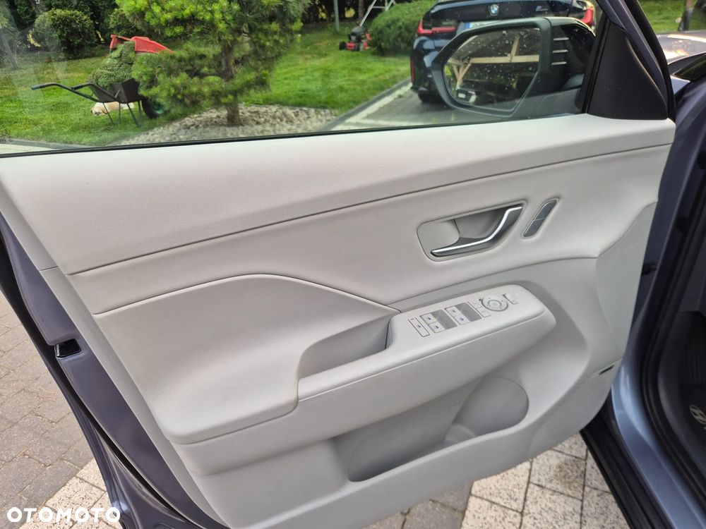 Hyundai Kona 1.6 GDI Hybrid Platinum DCT - 23