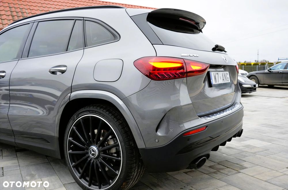 Mercedes-Benz GLA AMG 35 4-Matic - 10