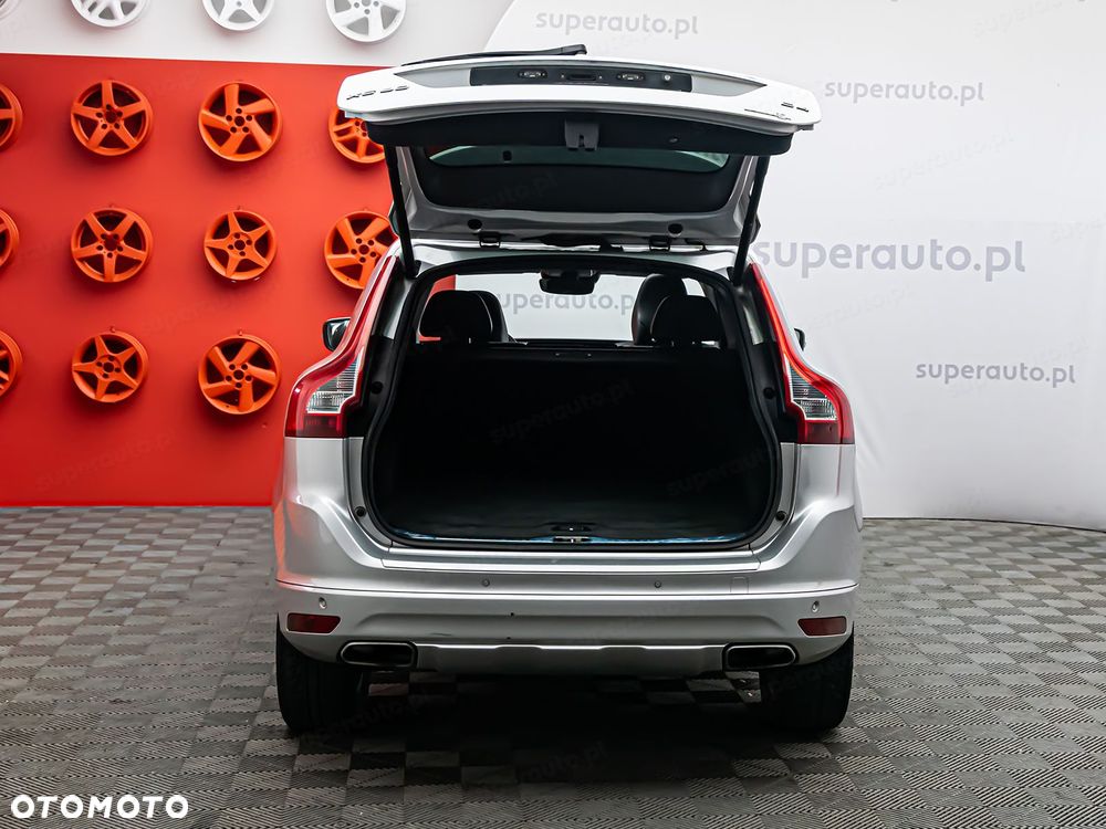 Volvo XC 60 - 30
