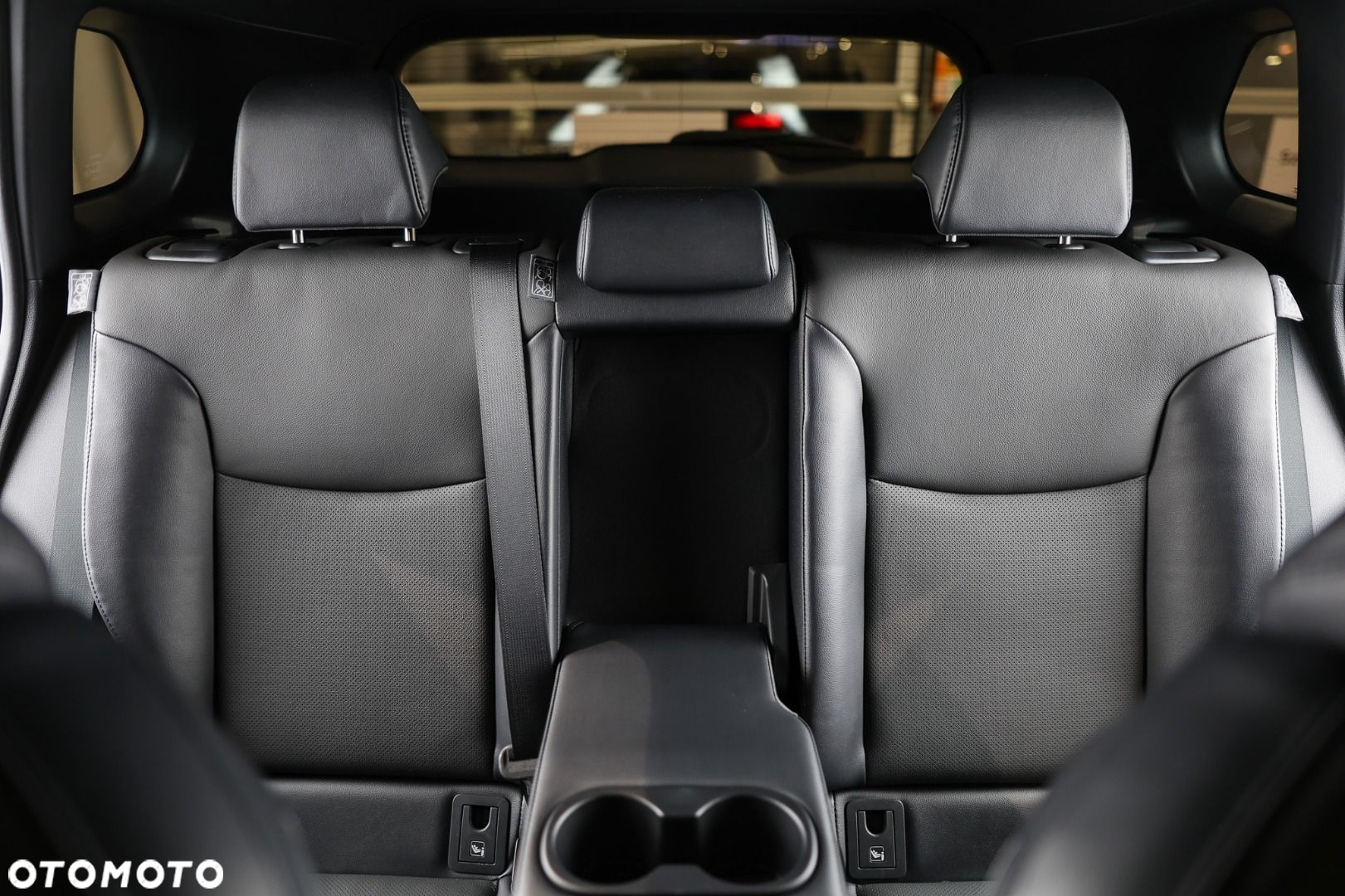 Toyota Corolla Cross - 16