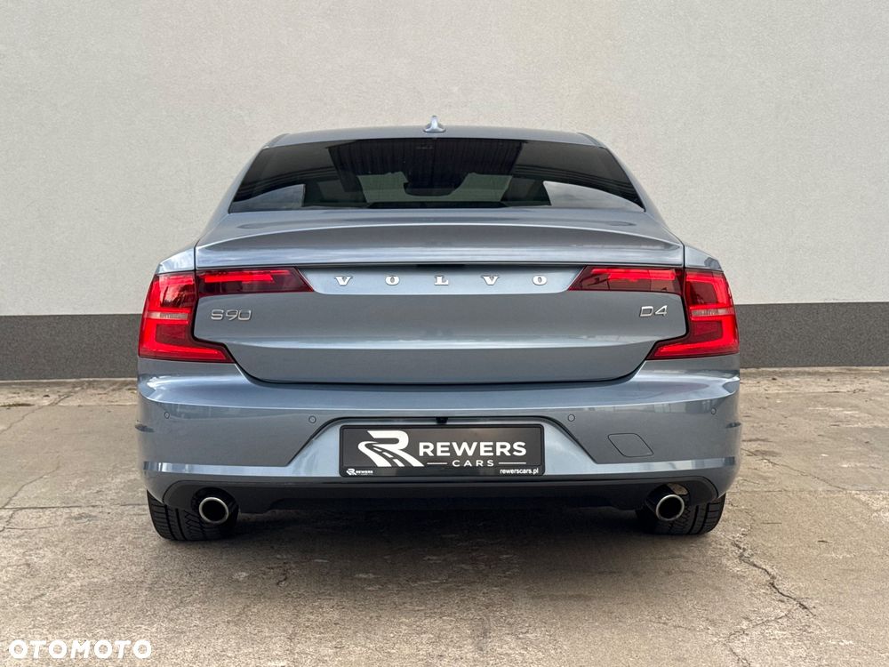 Volvo S90 D4 SCR Momentum Pro - 5