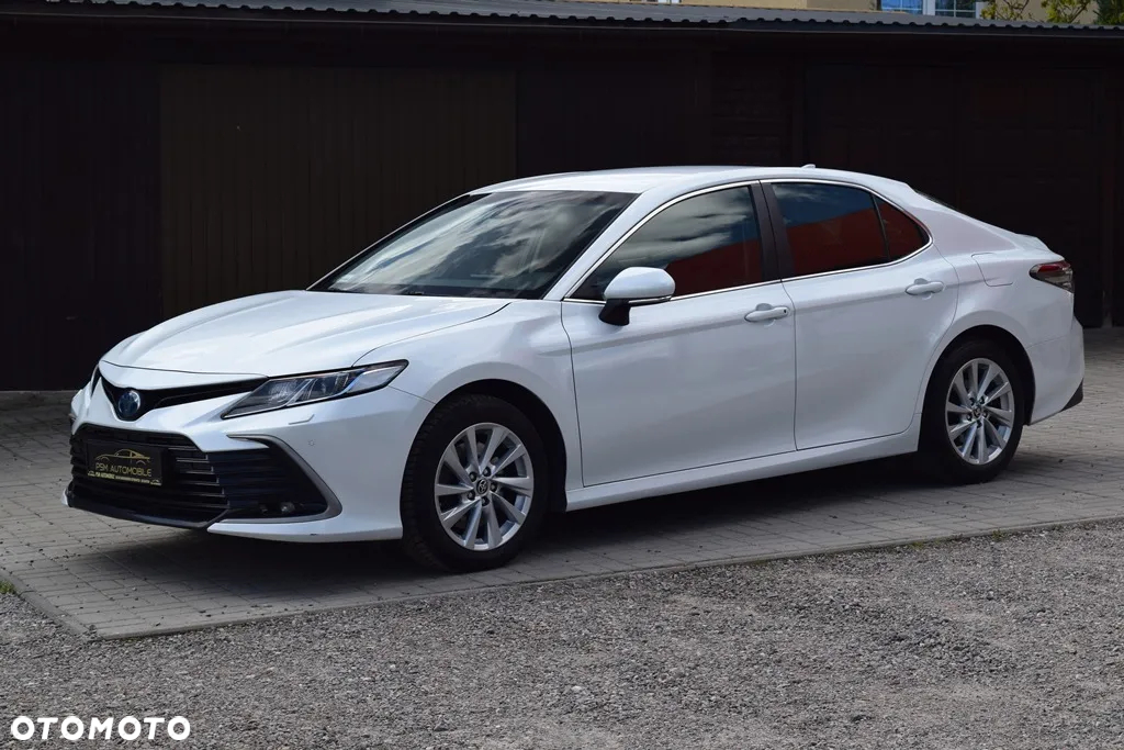 Toyota Camry 2.5 Hybrid Comfort CVT - 3