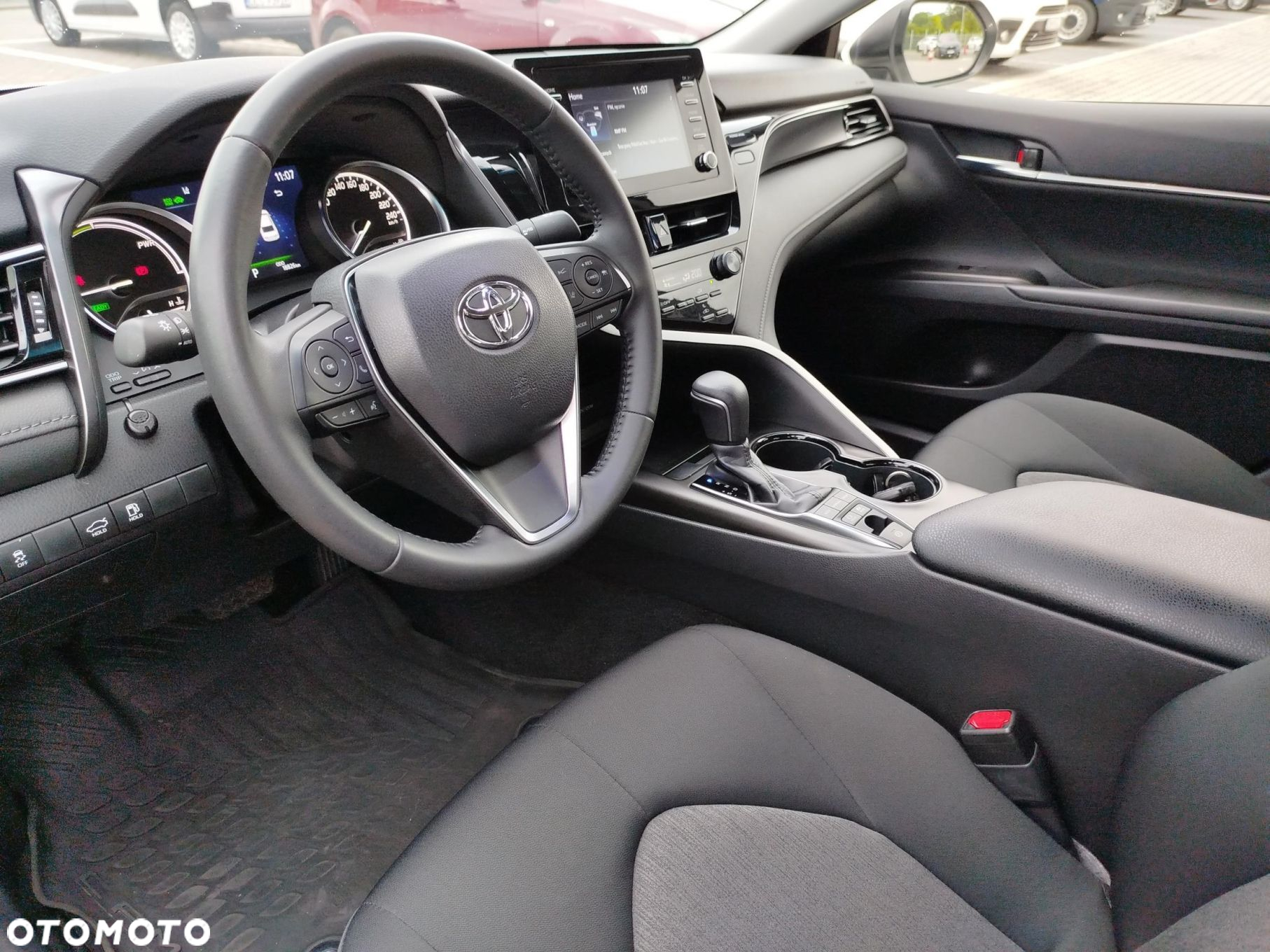 Toyota Camry - 10
