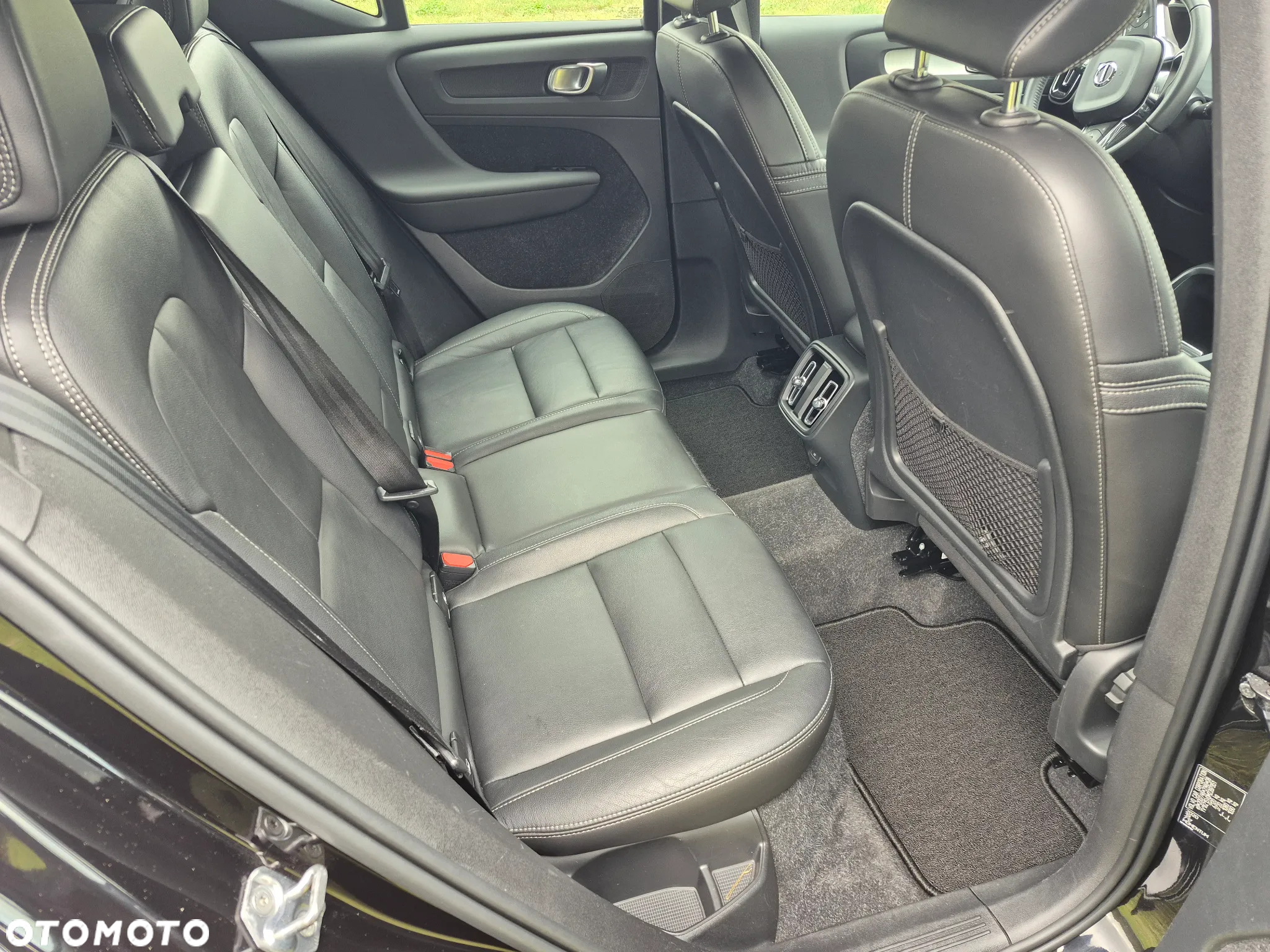 Volvo XC 40 - 18