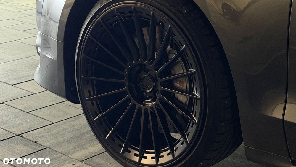 Audi S8 - 10
