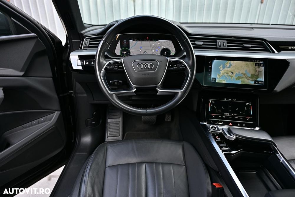 Audi e-tron 55 quattro - 14