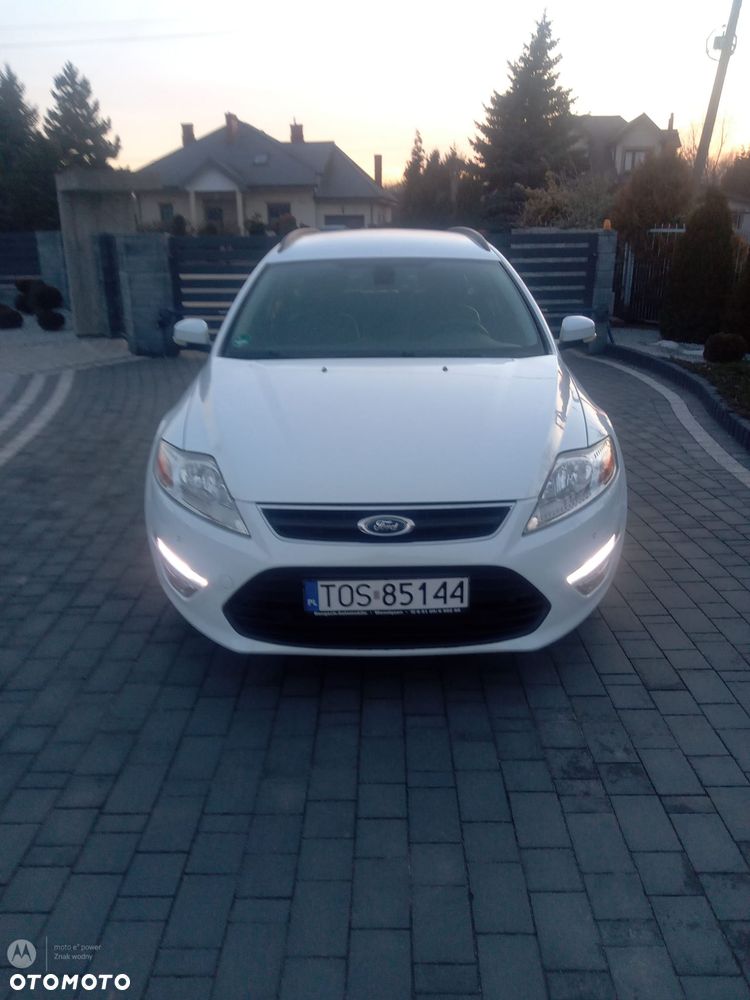 Ford Mondeo - 38
