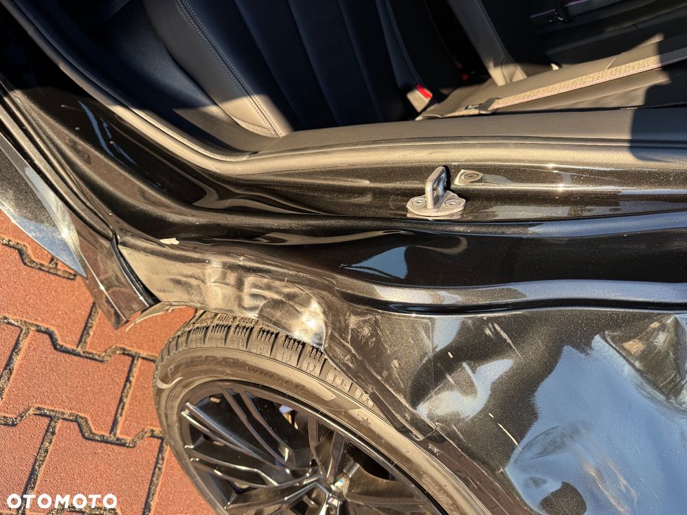 BMW M3 Competition M xDrive - 28