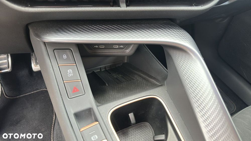 Cupra Terramar 1.5 eTSI mHEV DSG - 31
