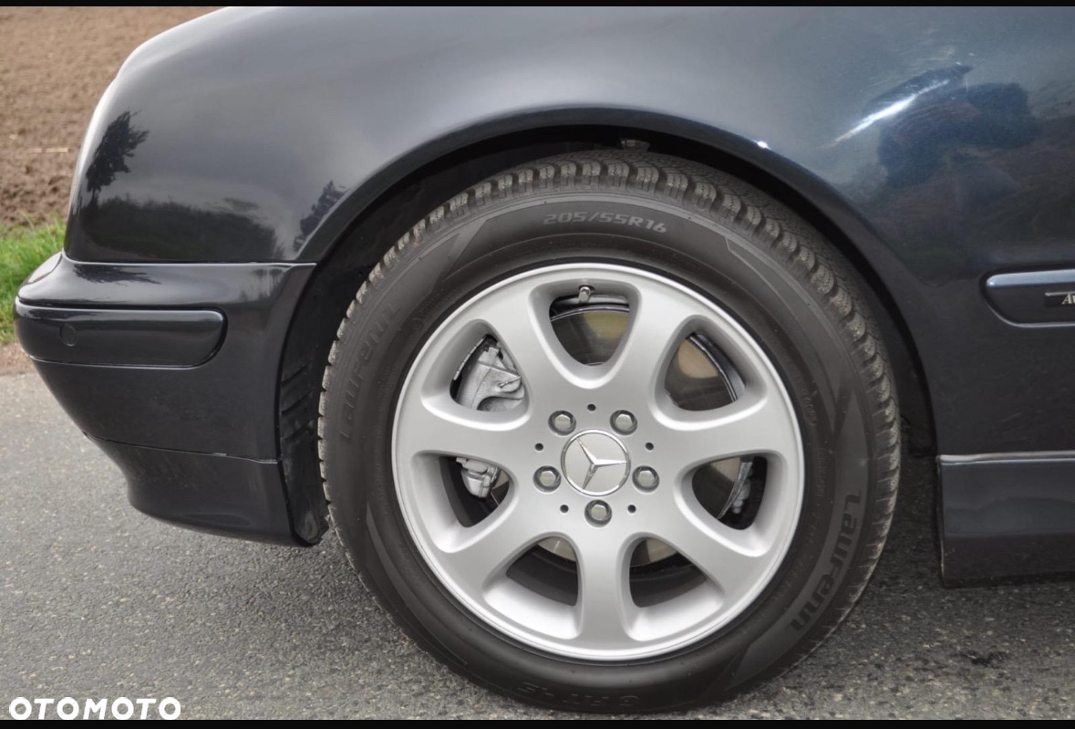 Mercedes-Benz CLK 320 - 6