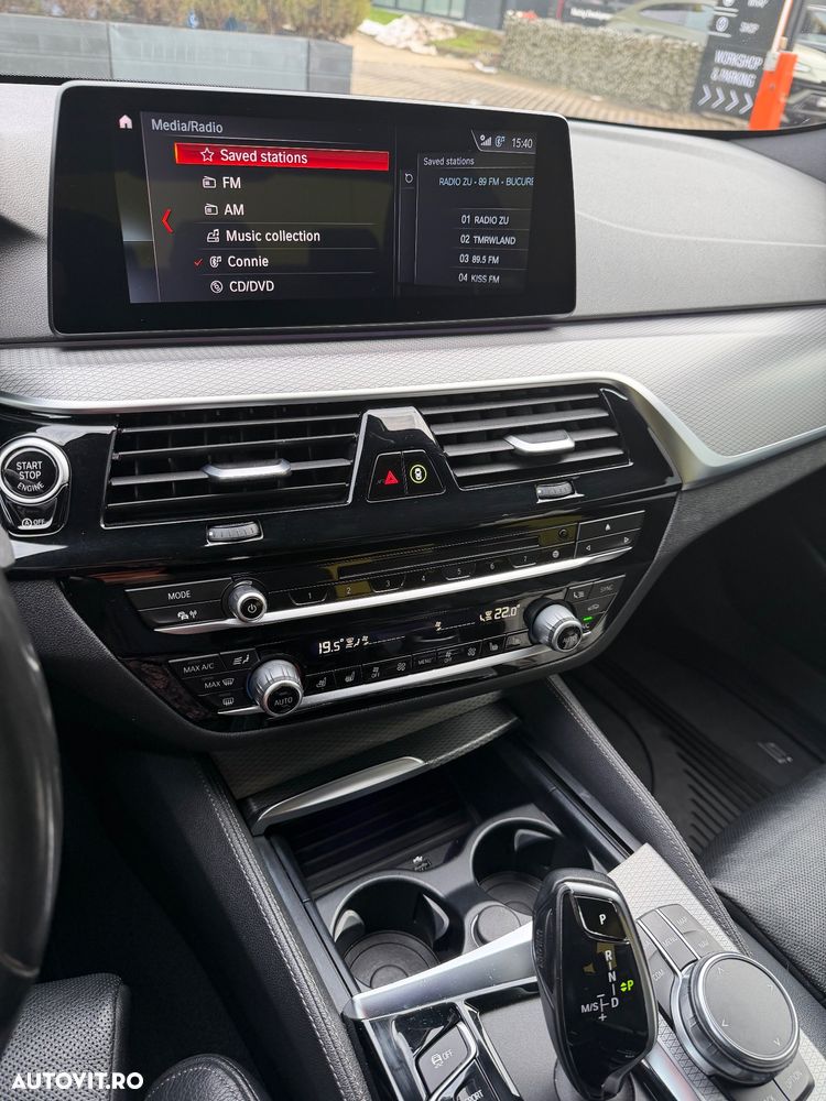 BMW Seria 5 520d xDrive AT - 13