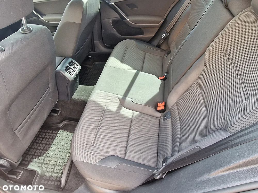 Volkswagen Golf VII 1.6 TDI BMT Comfortline - 10