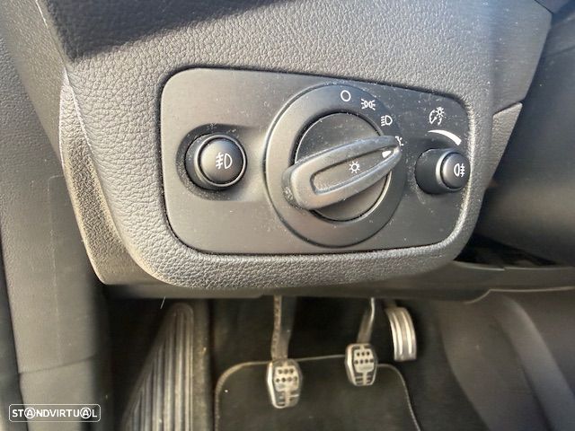 Ford Kuga 1.5 TDCi ST-Line Limited Edition - 12