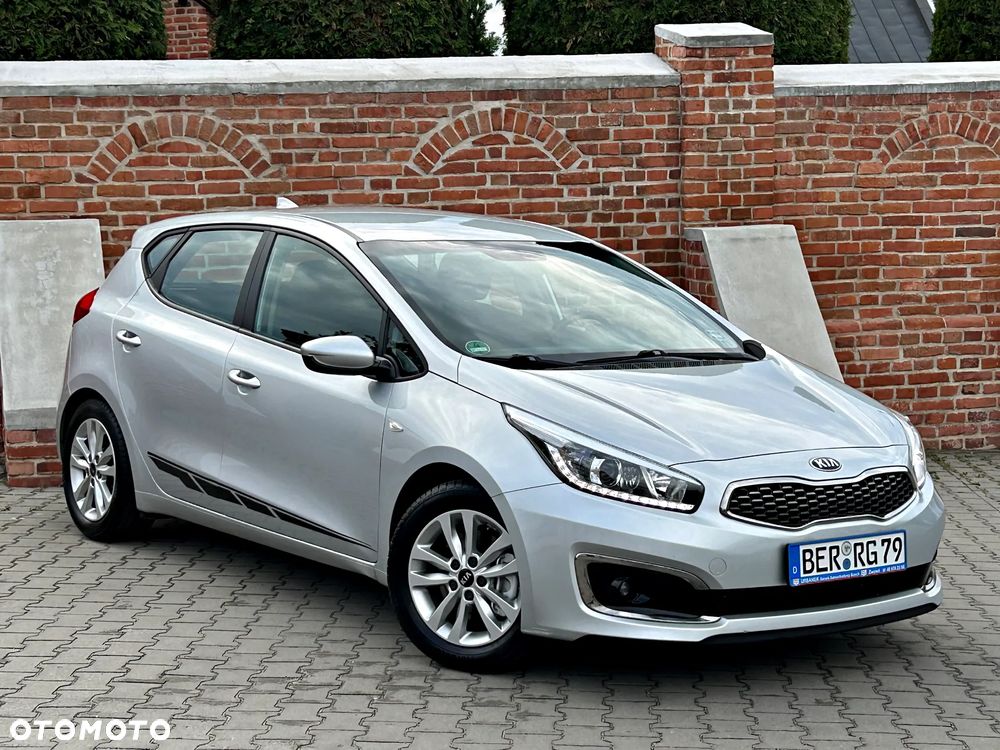 Kia Ceed 1.4 S - 11