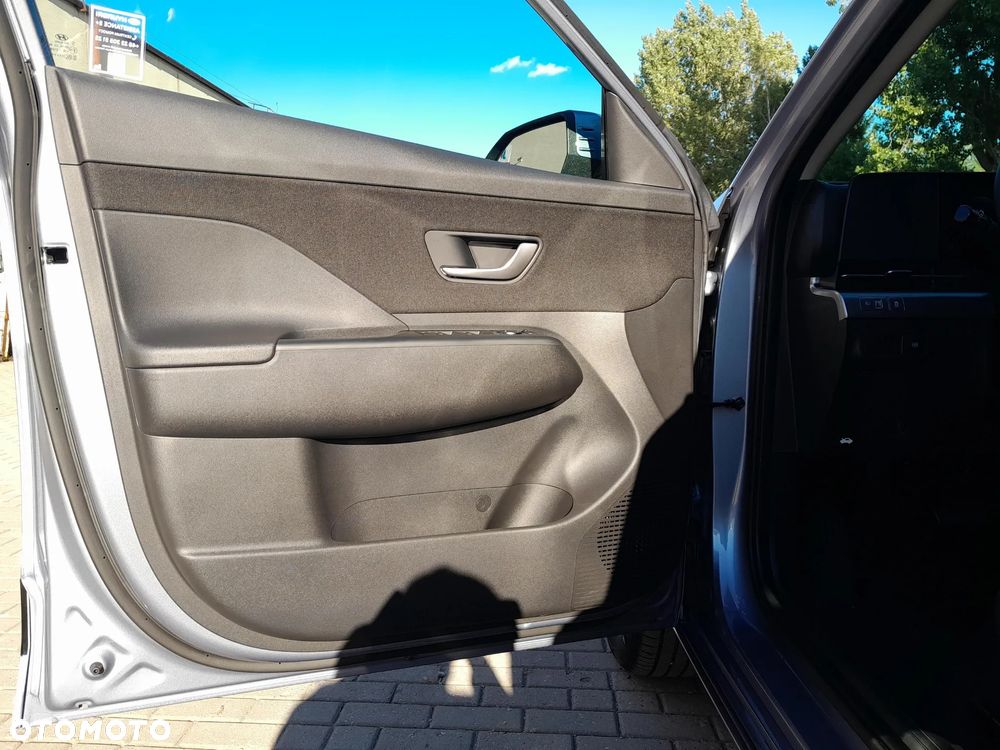 Hyundai Kona 64kWh Smart - 17