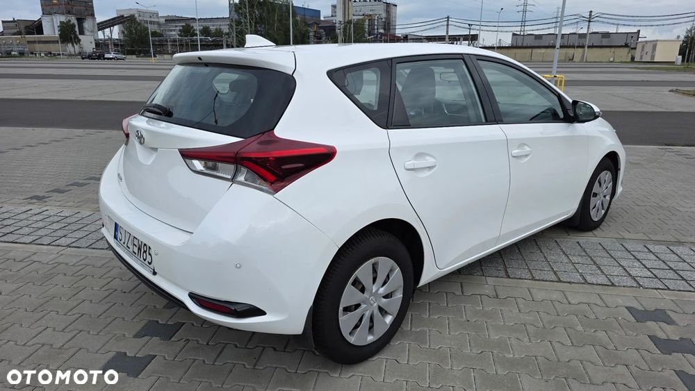 Toyota Auris 1.33 VVT-i Life - 21