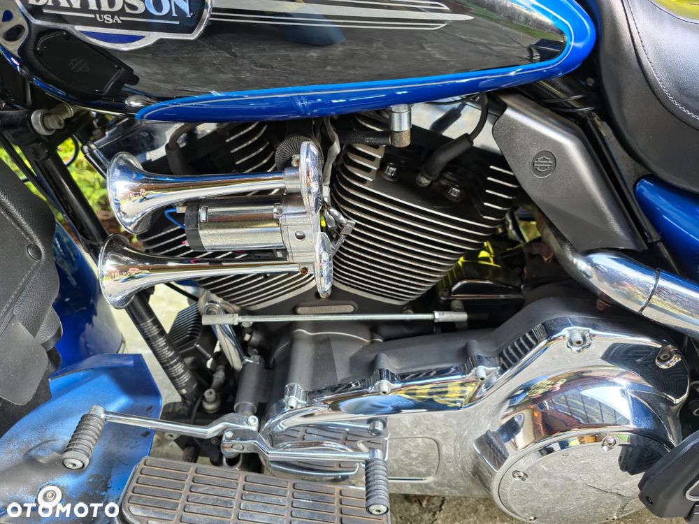 Harley-Davidson FLHT Electra Glide Standard - 8