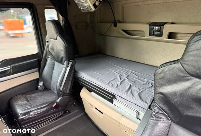MAN TGX 26.640 D38 6x2 | 3 POZIOMY | TRANSPORT ZWIERZĄT | 640 KM | RETARDER | 2019 - 17