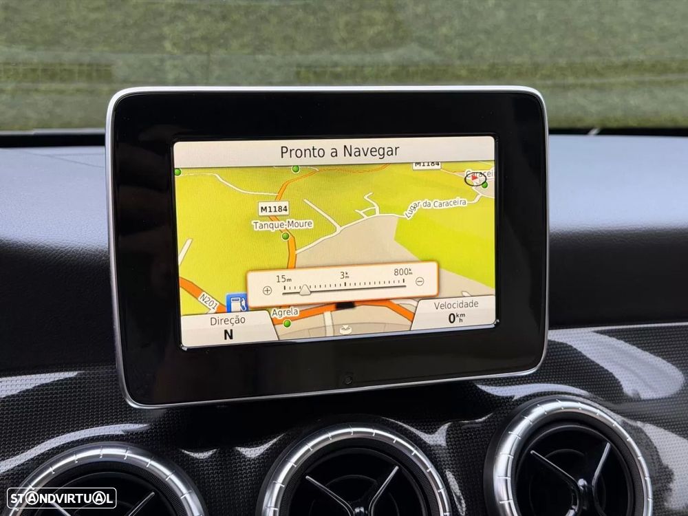 Mercedes-Benz CLA 200 d Shooting Brake Urban Aut. - 16