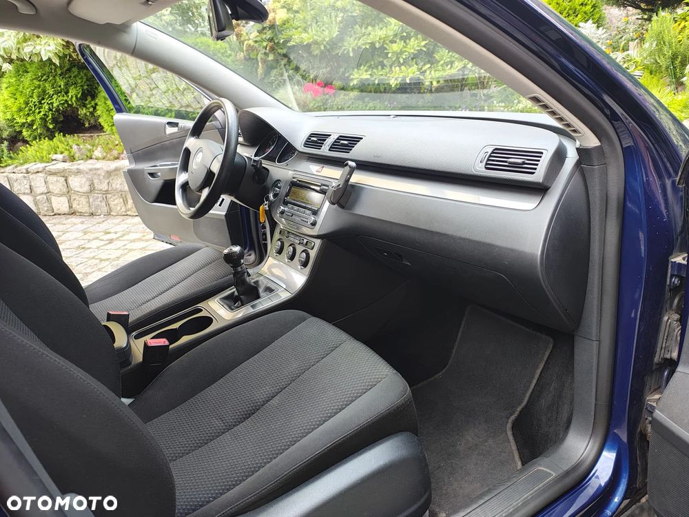 Volkswagen Passat 1.4 TSI BMT Comfortline - 9