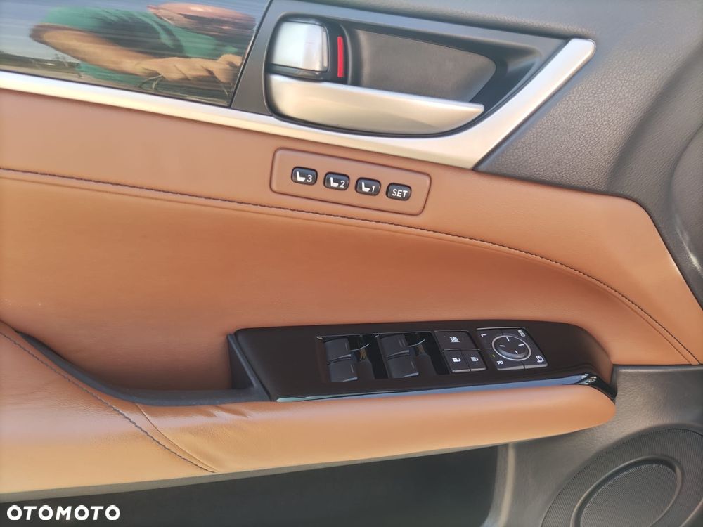 Lexus GS - 13