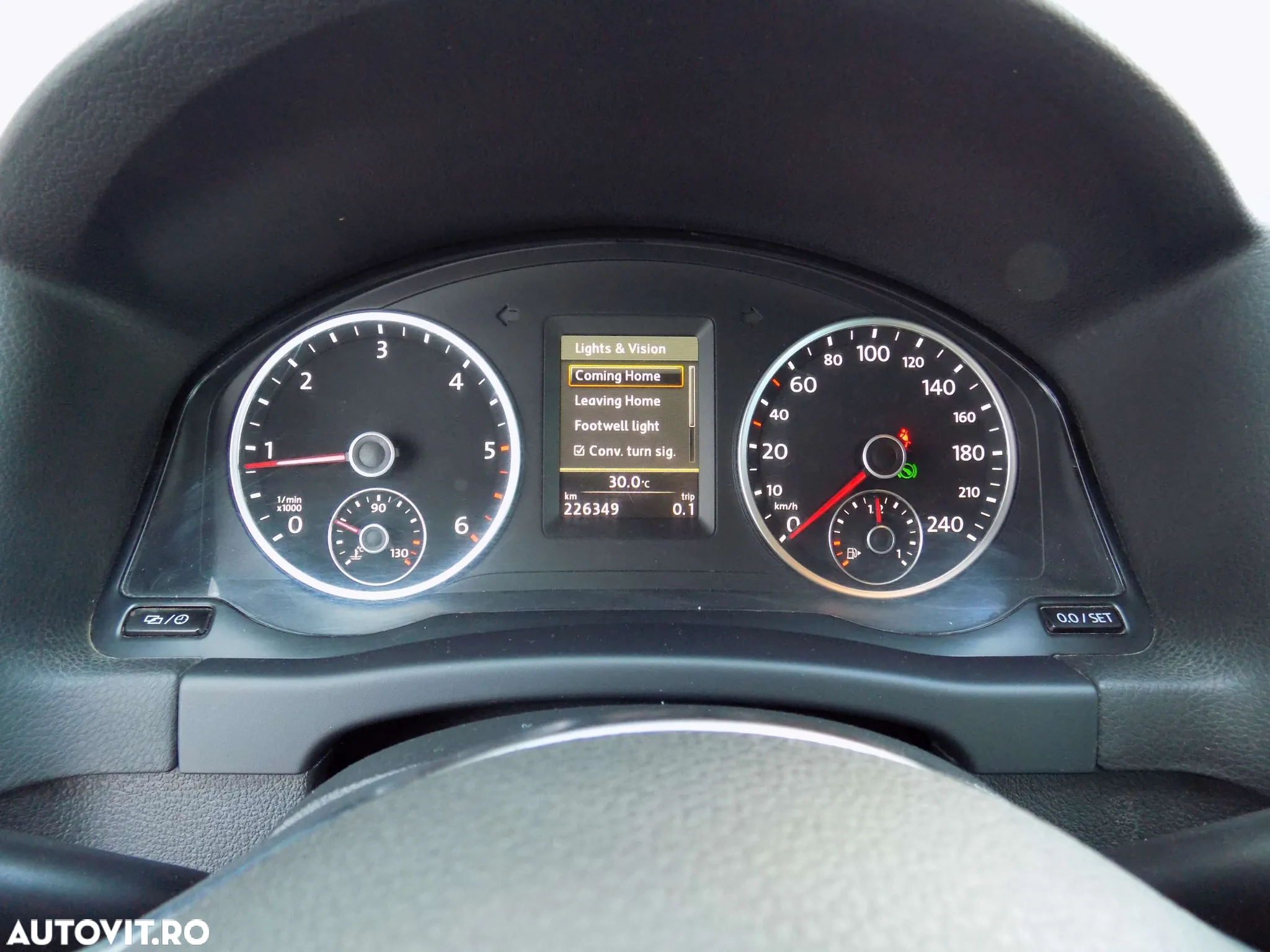 Volkswagen Tiguan 2.0 TDI 4Motion DSG Sport & Style - 15
