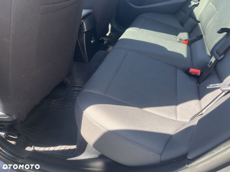 BMW X1 - 18