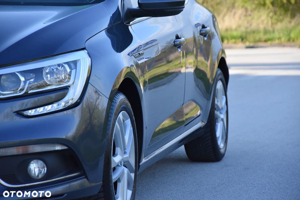Renault Megane ENERGY TCe 100 EXPERIENCE - 17