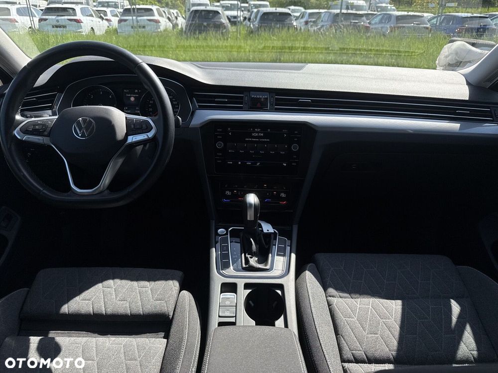 Volkswagen Passat Variant 2.0 TDI EVO Business DSG - 10